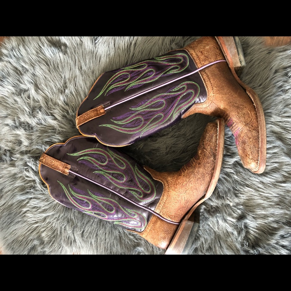 ARIAT Cowboy Boots - Picture 7 of 8